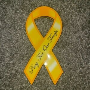 Pray for our Troops Bumpersticker/Magnet